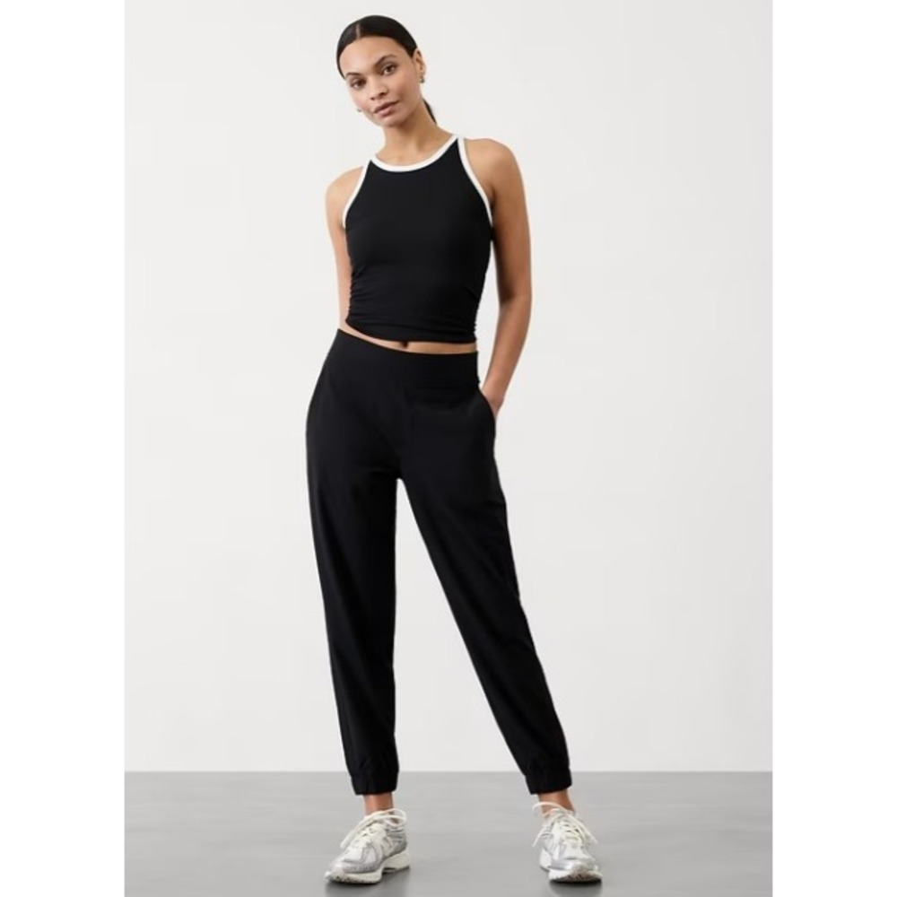 Athleta Brooklyn Lined Camo Jogger Black Tonal Active Athleisure Travel Pants 6